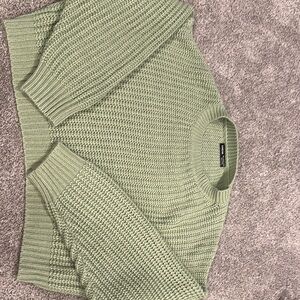 SHEIN Green Crew Neck Sweater Cozy Knit Design